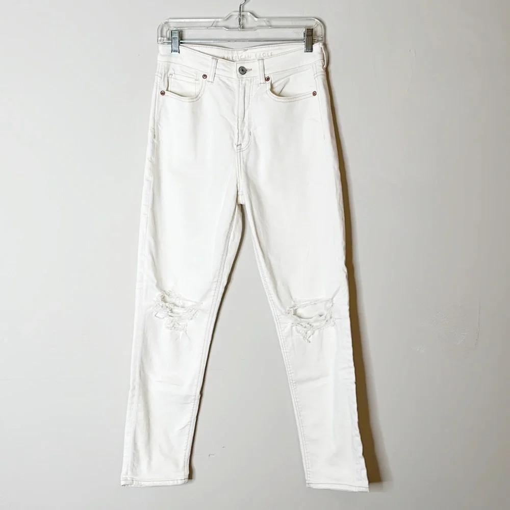 American Eagle White Ripped Straight Leg Mom Denim Jeans women size 4 - Picture 2 of 7